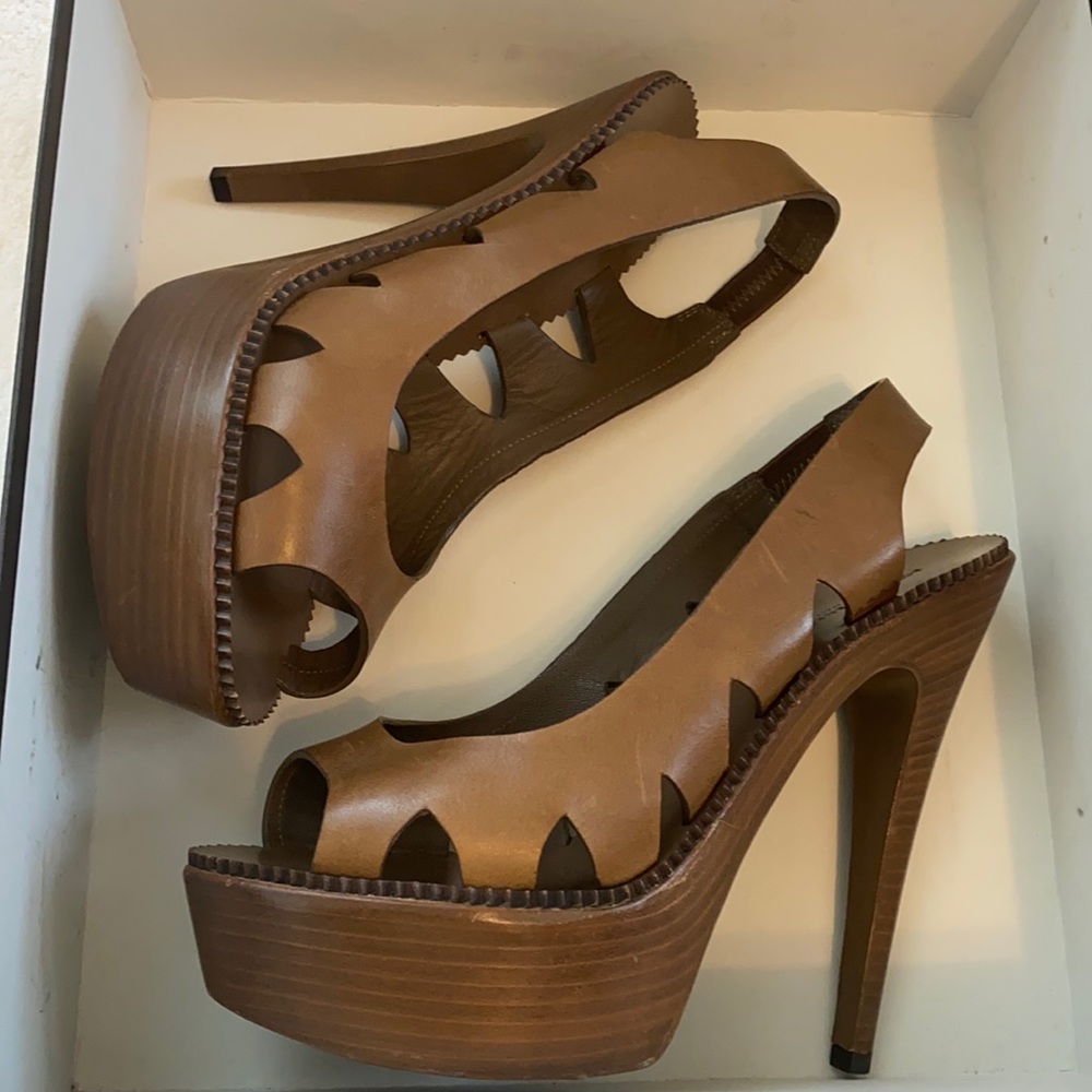 Bottega Veneta shoes